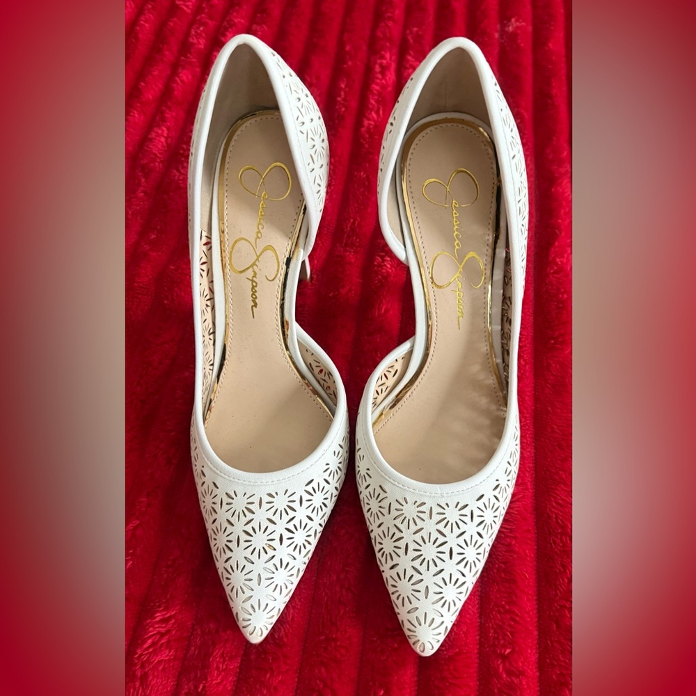 Jessica Simpson Cream Cutout Heels